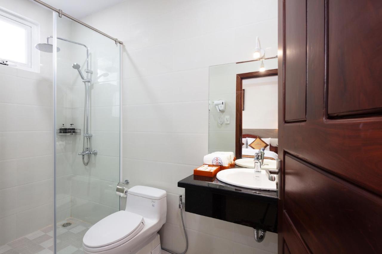 Phuc Ngoc Hotel Rạch Giá Buitenkant foto