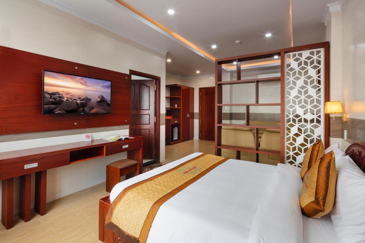 Phuc Ngoc Hotel Rạch Giá Buitenkant foto