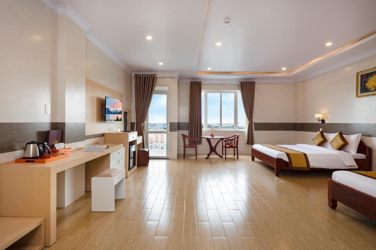 Phuc Ngoc Hotel Rạch Giá Buitenkant foto