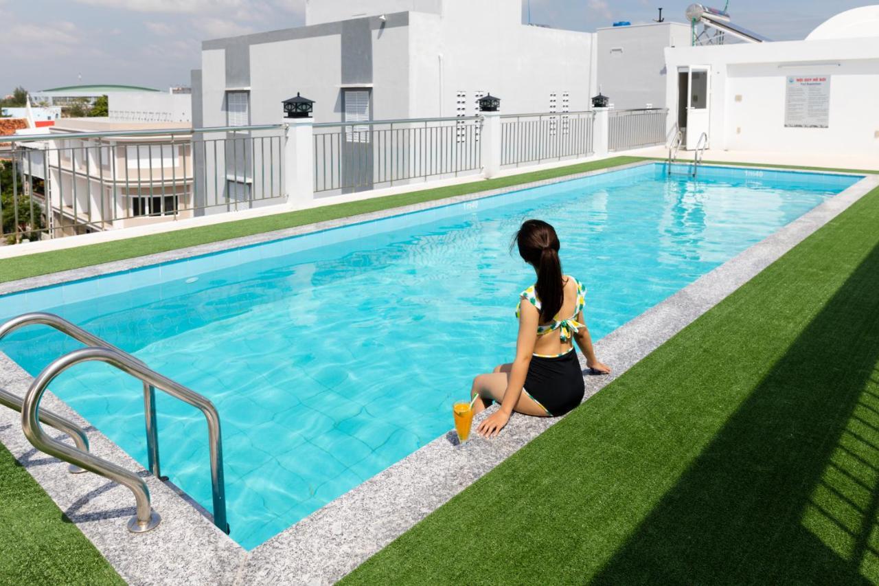 Phuc Ngoc Hotel Rạch Giá Buitenkant foto