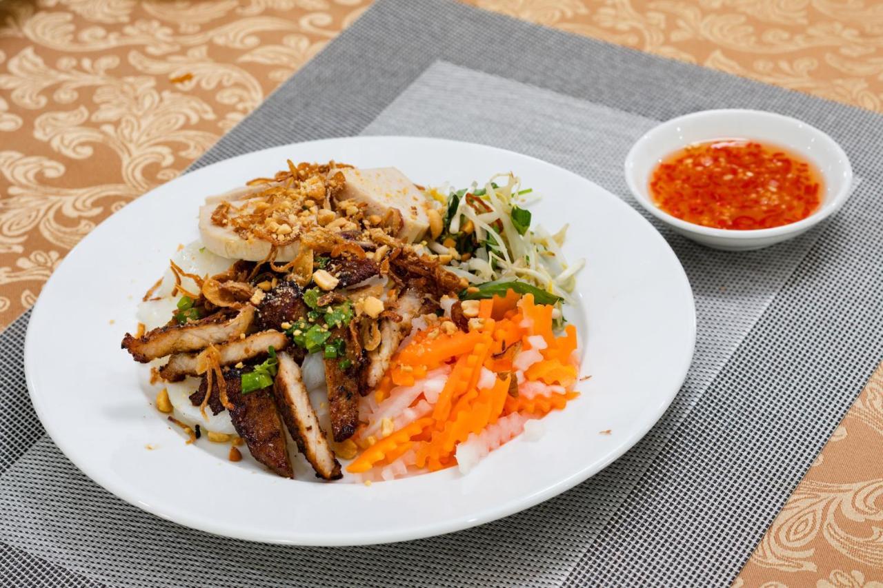 Phuc Ngoc Hotel Rạch Giá Buitenkant foto