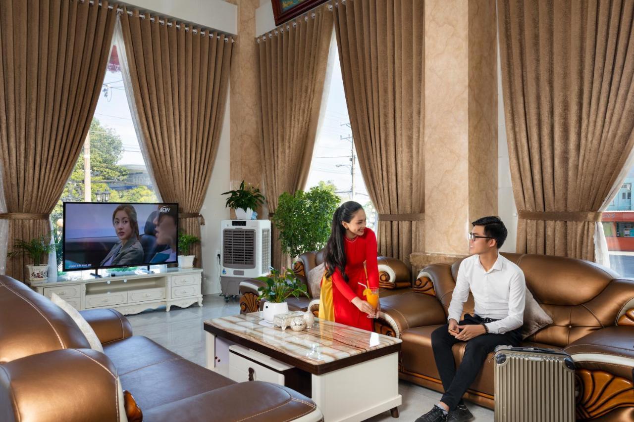 Phuc Ngoc Hotel Rạch Giá Buitenkant foto